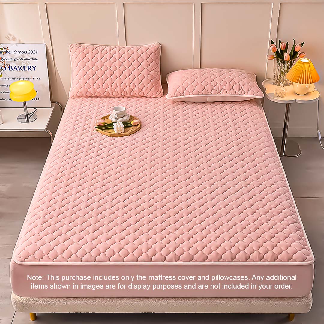 SOGA Pink 183cm Wide Mattress Cover Thick Quilted Fleece Stretchable Clover Design Bed Spread Sheet Protector with Pillow Covers