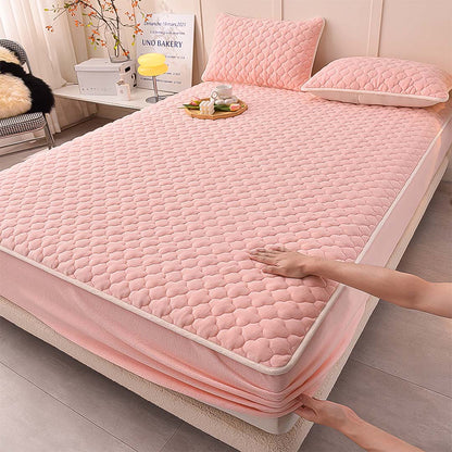 SOGA Pink 183cm Wide Mattress Cover Thick Quilted Fleece Stretchable Clover Design Bed Spread Sheet Protector with Pillow Covers