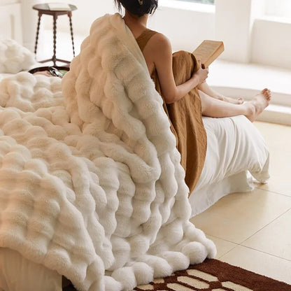 Anyhouz Blanket White Tuscan Imitation Thick Fur Winter Luxury Warmth Super Comfortable for Beds and Sofa 100x160cm